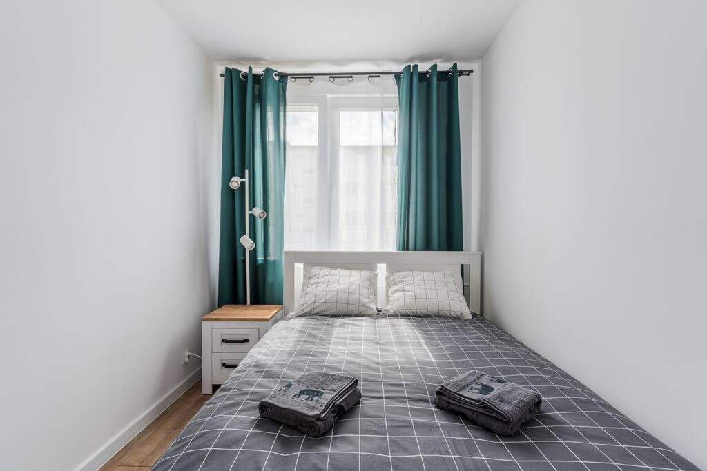Uroczy Apartament 2 Pokoje - 10 Min Do Morza! Gdansk Luaran gambar
