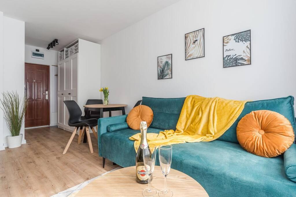 Uroczy Apartament 2 Pokoje - 10 Min Do Morza! Gdansk Luaran gambar